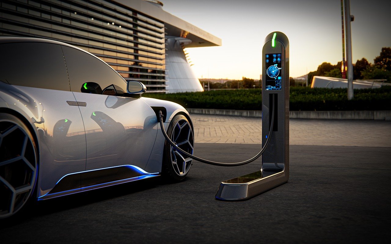 E-Auto beim Laden
